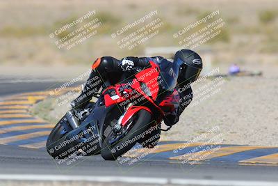 media/Apr-09-2023-SoCal Trackdays (Sun) [[333f347954]]/Turn 11 (10am)/